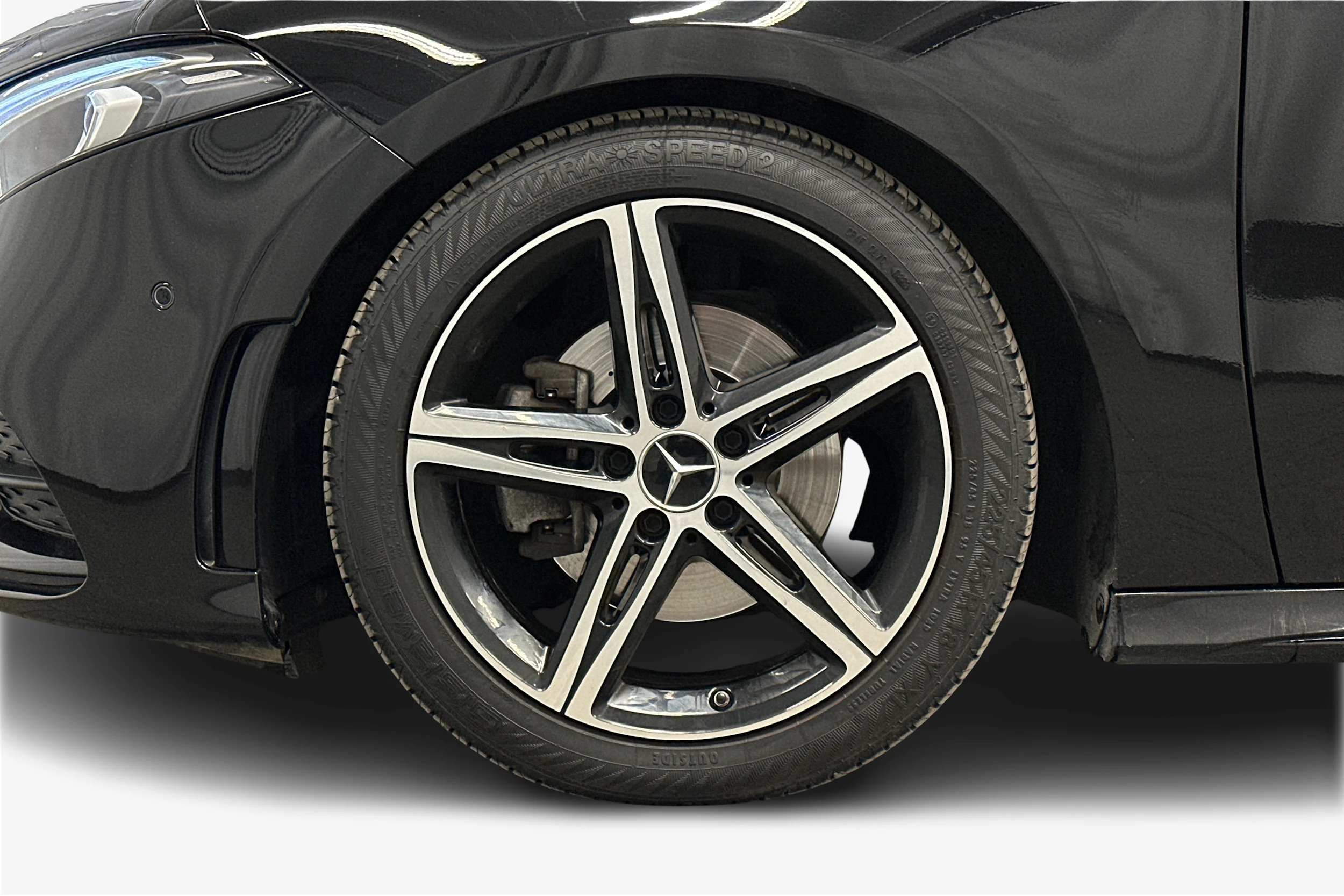 musta Mercedes-Benz A 2022 kuva 9.