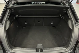 musta Mercedes-Benz A 2022 kuva 11.