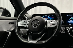 musta Mercedes-Benz A 2022 kuva 13.