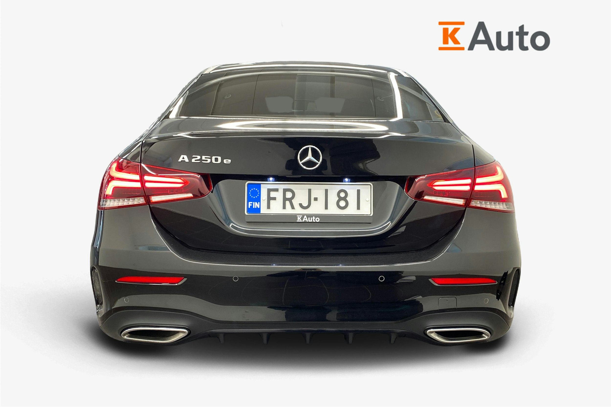 musta Mercedes-Benz A 2022 kuva 3.