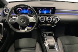 musta Mercedes-Benz A 2022 kuva 7.