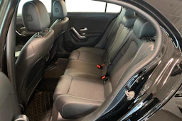 musta Mercedes-Benz A 2022 kuva 10.