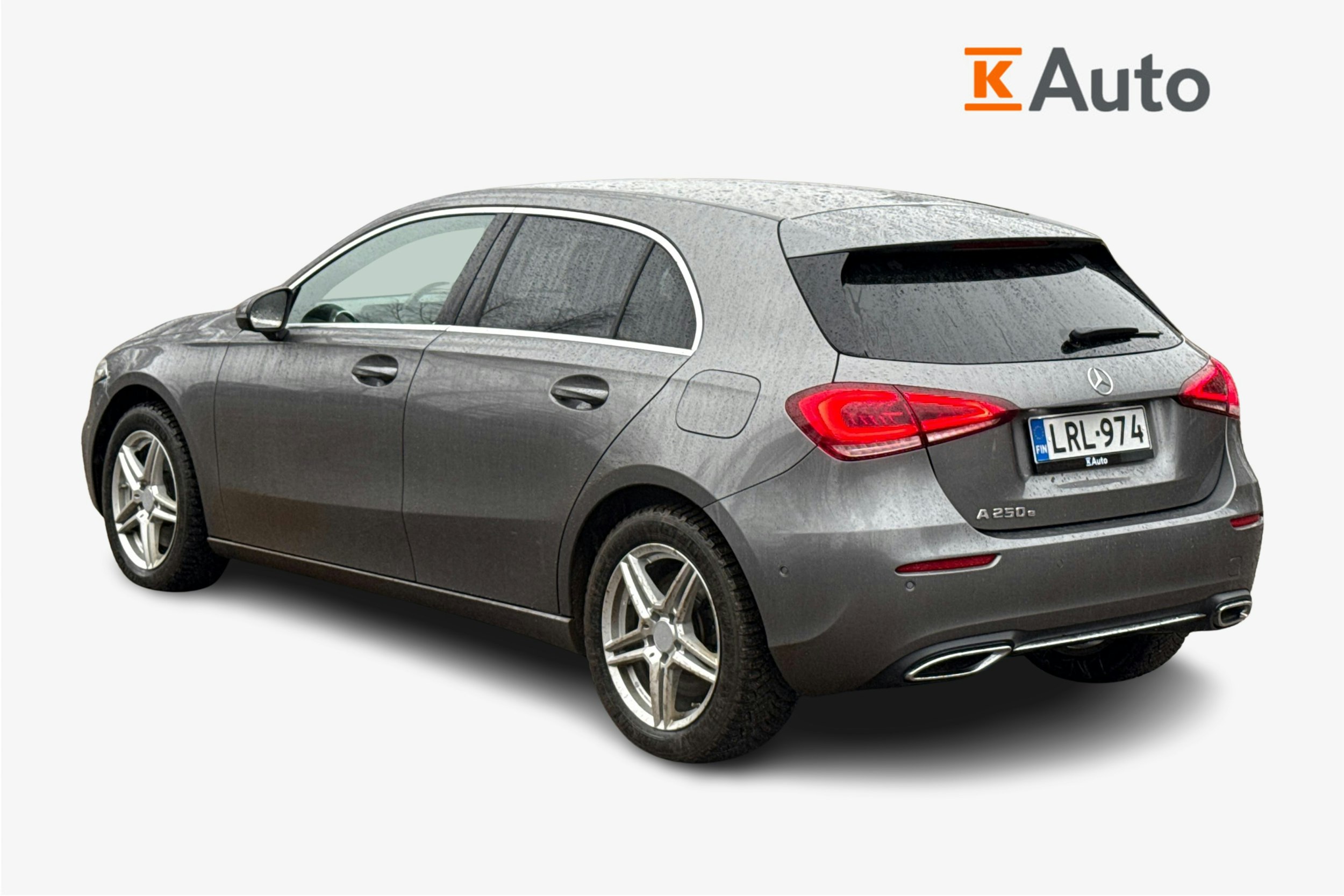 harmaa Mercedes-Benz A 2022 kuva 2.