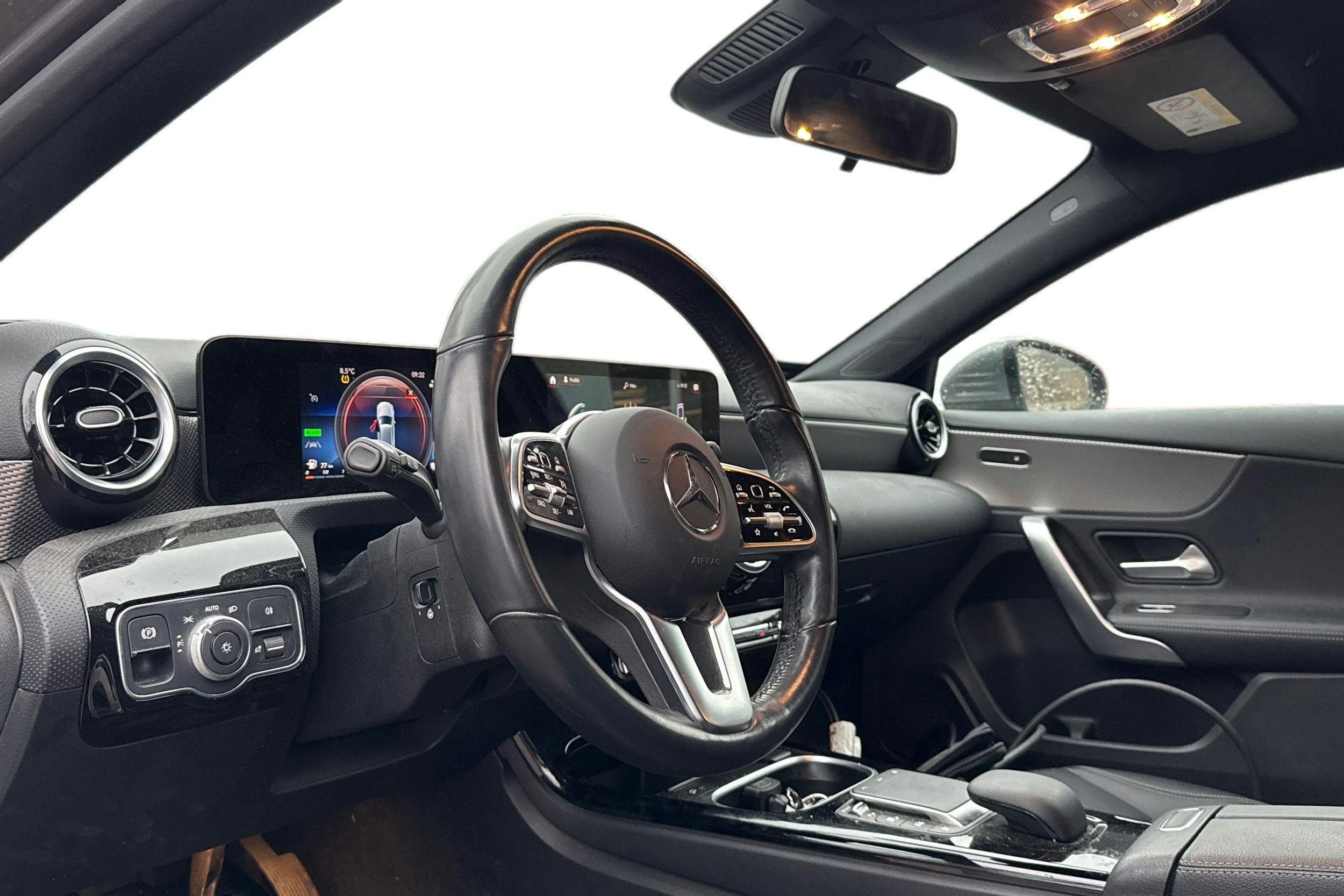 harmaa Mercedes-Benz A 2022 kuva 3.