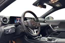 harmaa Mercedes-Benz A 2022 kuva 3.