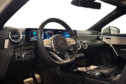 valkoinen Mercedes-Benz A 2022 kuva 3.