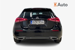 musta Mercedes-Benz A 2022 kuva 3.