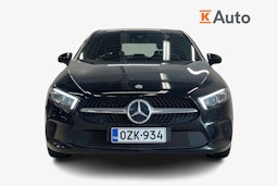 musta Mercedes-Benz A 2022 kuva 5.