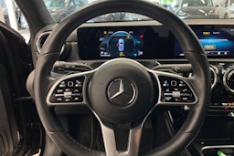musta Mercedes-Benz A 2022 kuva 15.