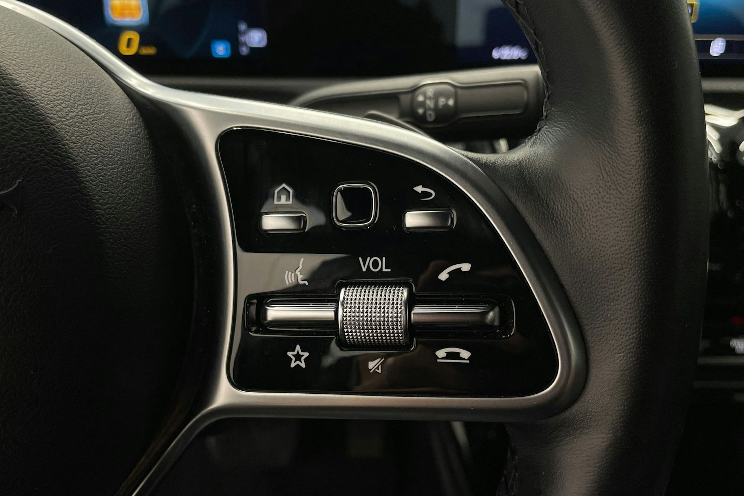 musta Mercedes-Benz A 2022 kuva 17.