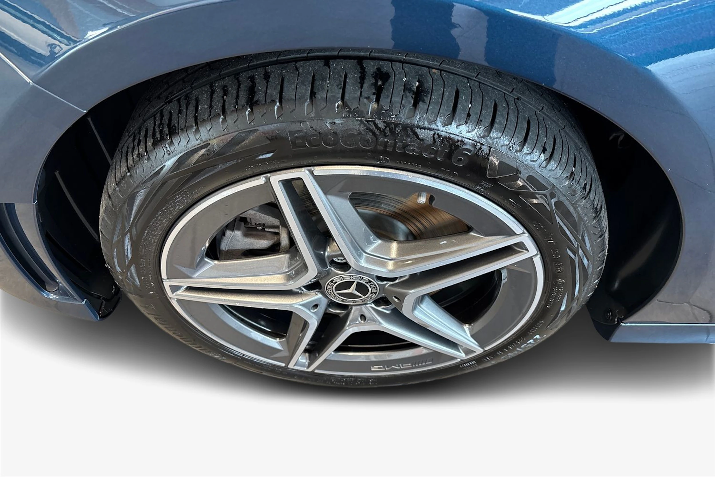 Sininen Mercedes-Benz A 2023 kuva 9.