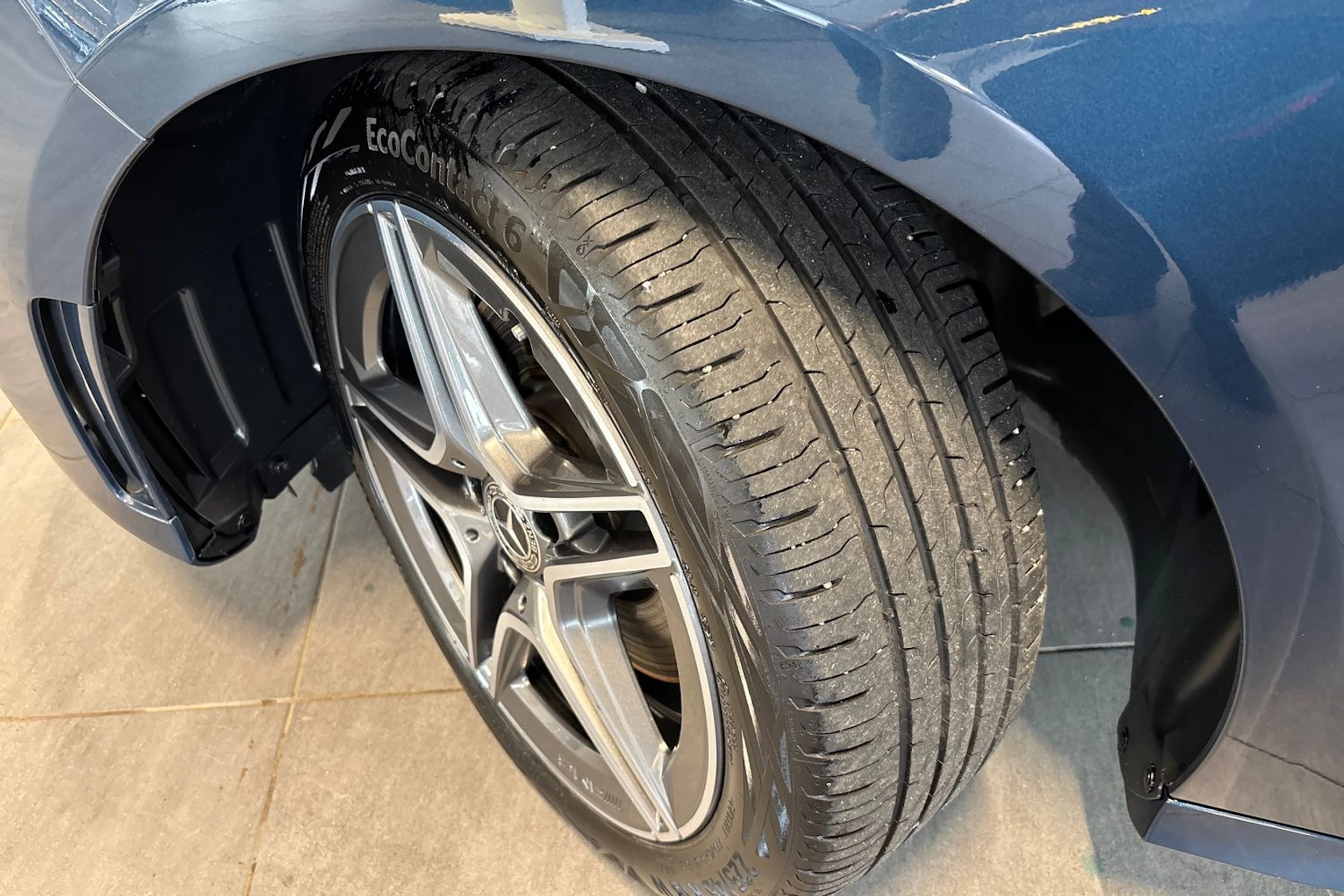 Sininen Mercedes-Benz A 2023 kuva 10.