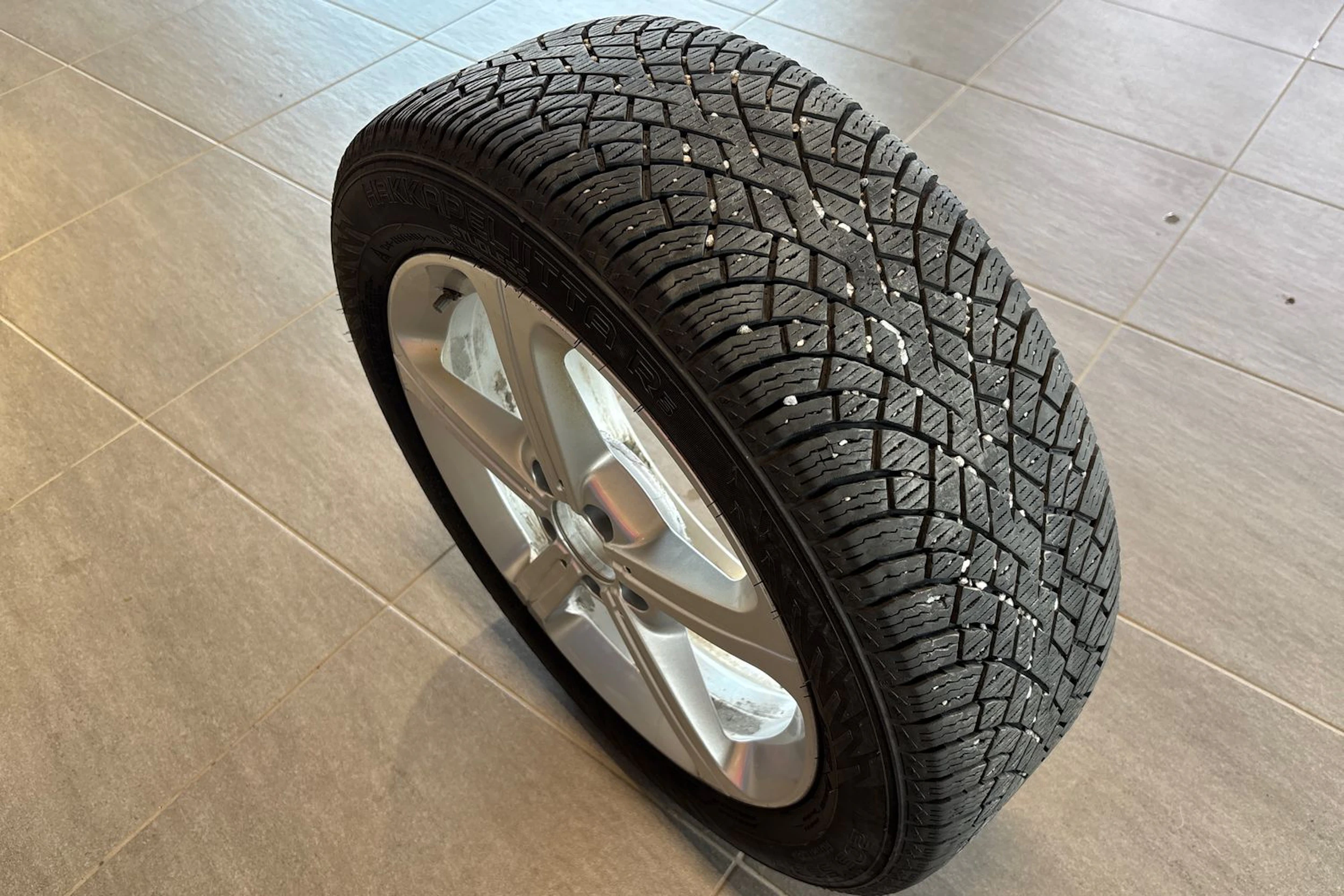 Sininen Mercedes-Benz A 2023 kuva 11.