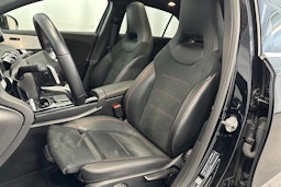 musta Mercedes-Benz A 2023 kuva 14.
