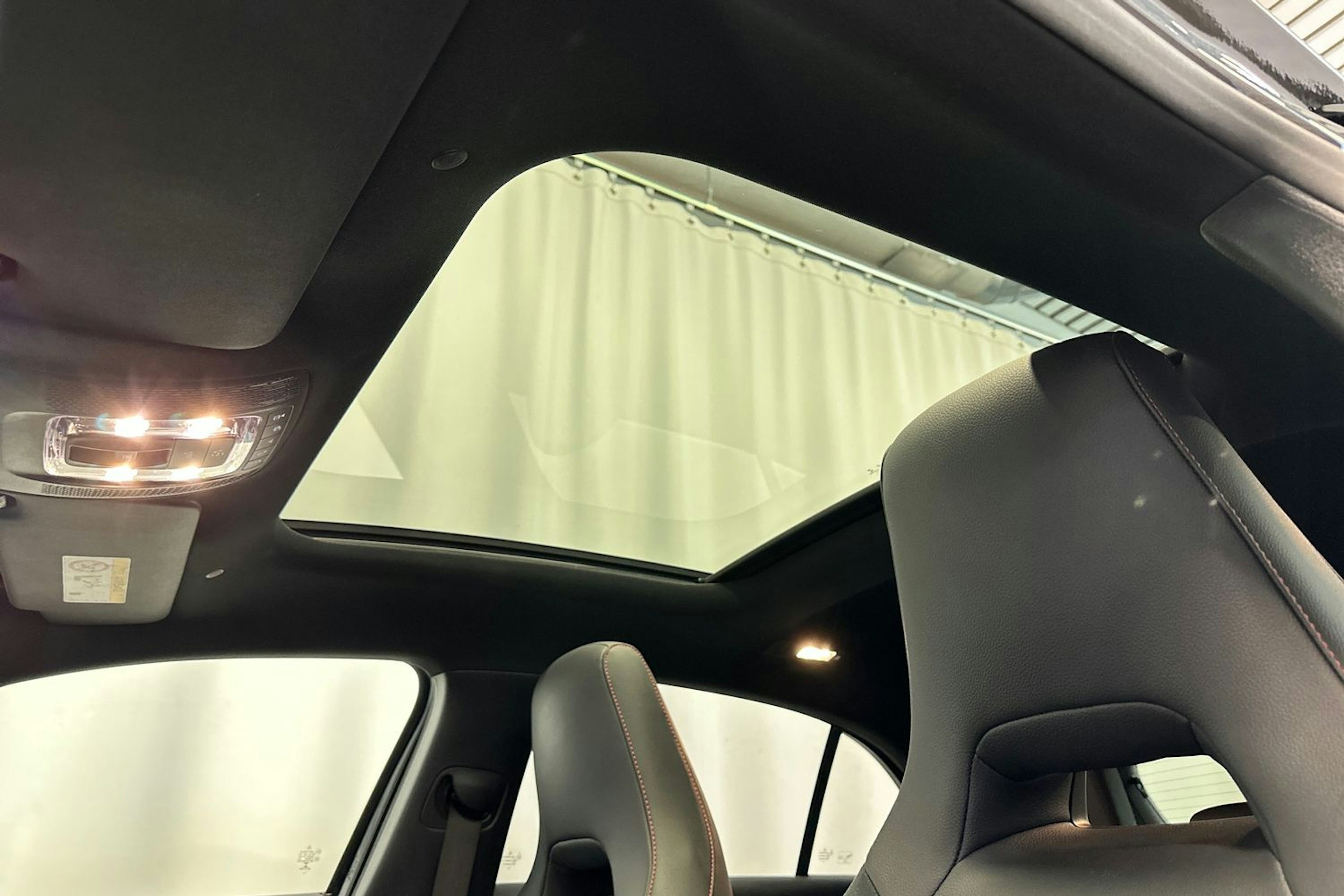musta Mercedes-Benz A 2023 kuva 18.