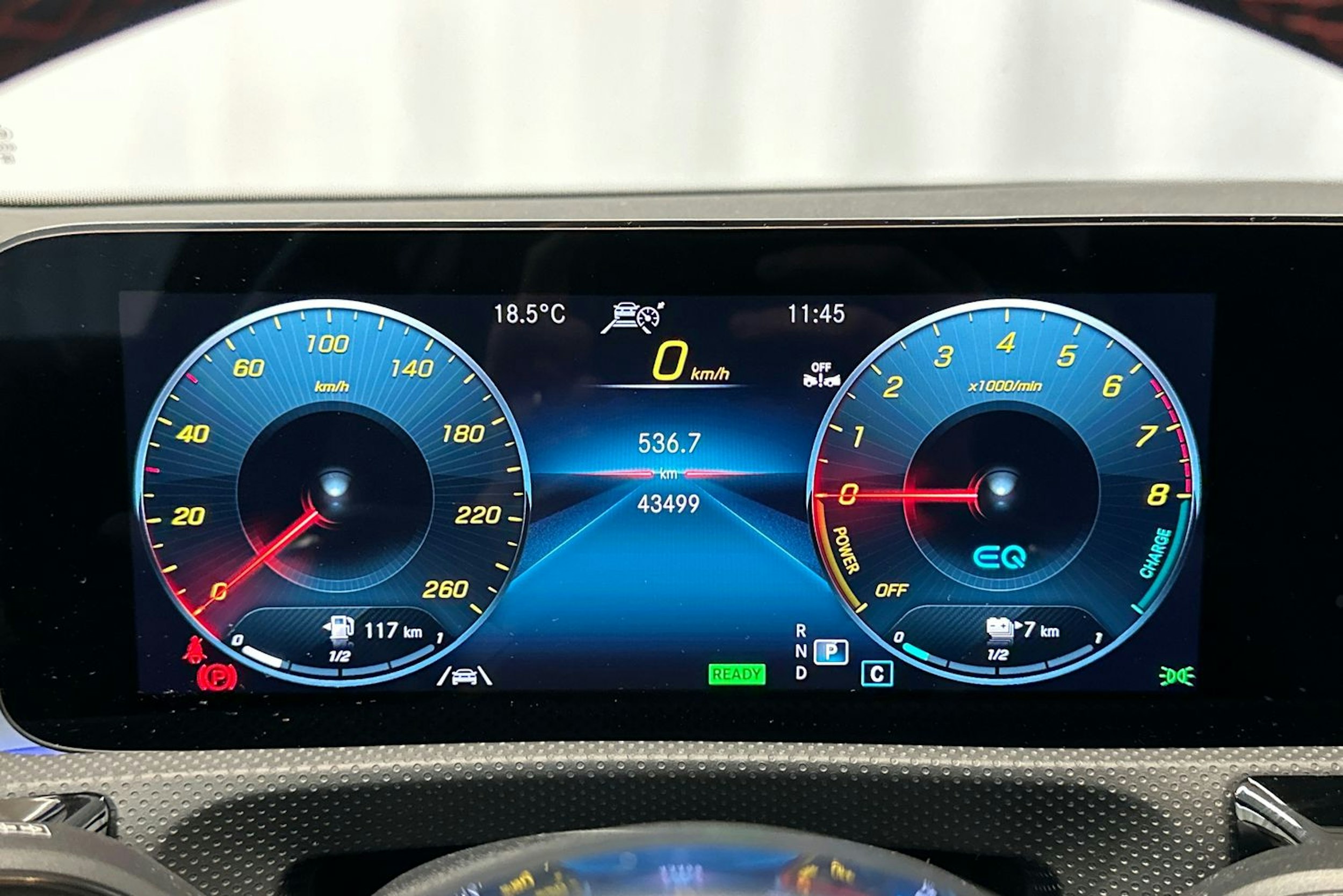 musta Mercedes-Benz A 2023 kuva 19.