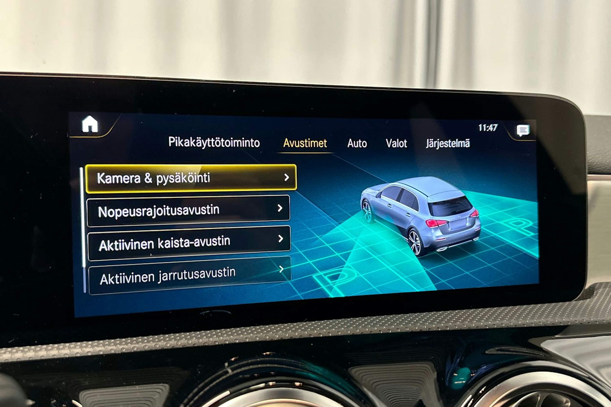 musta Mercedes-Benz A 2023 kuva 23.