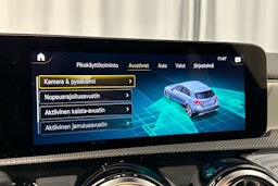 musta Mercedes-Benz A 2023 kuva 23.