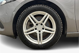 harmaa Mercedes-Benz A 2023 kuva 11.