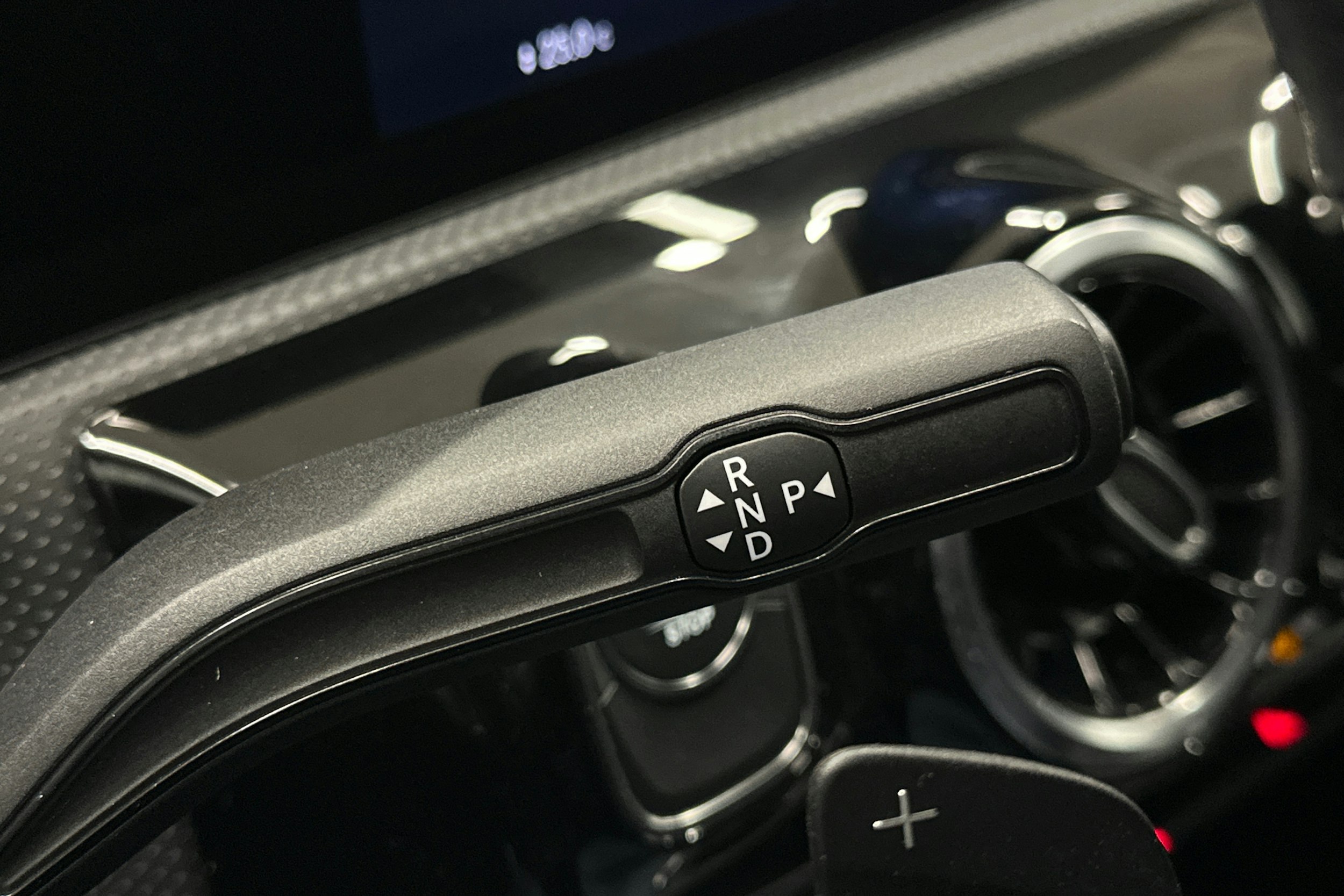 harmaa Mercedes-Benz A 2023 kuva 25.