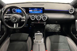 valkoinen Mercedes-Benz A 2023 kuva 7.