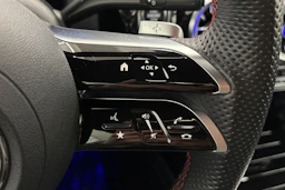 valkoinen Mercedes-Benz A 2023 kuva 14.