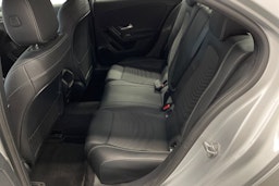 Harmaa Mercedes-Benz A 250 e 2021 kuva 10.