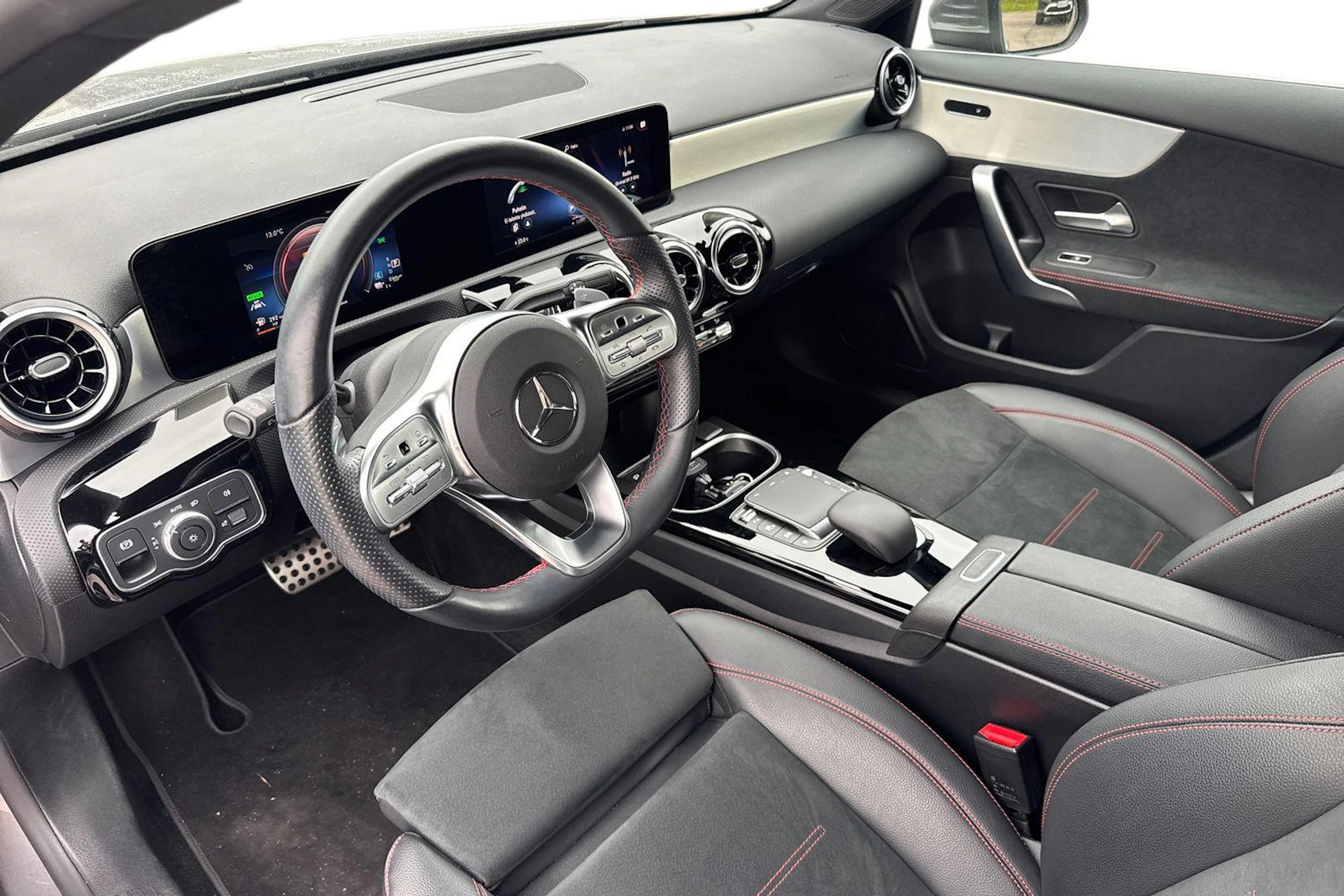 Harmaa Mercedes-Benz A 250 e 2022 kuva 3.
