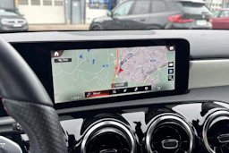 Harmaa Mercedes-Benz A 250 e 2022 kuva 10.
