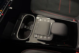 Harmaa Mercedes-Benz A 250 e 2023 kuva 20.