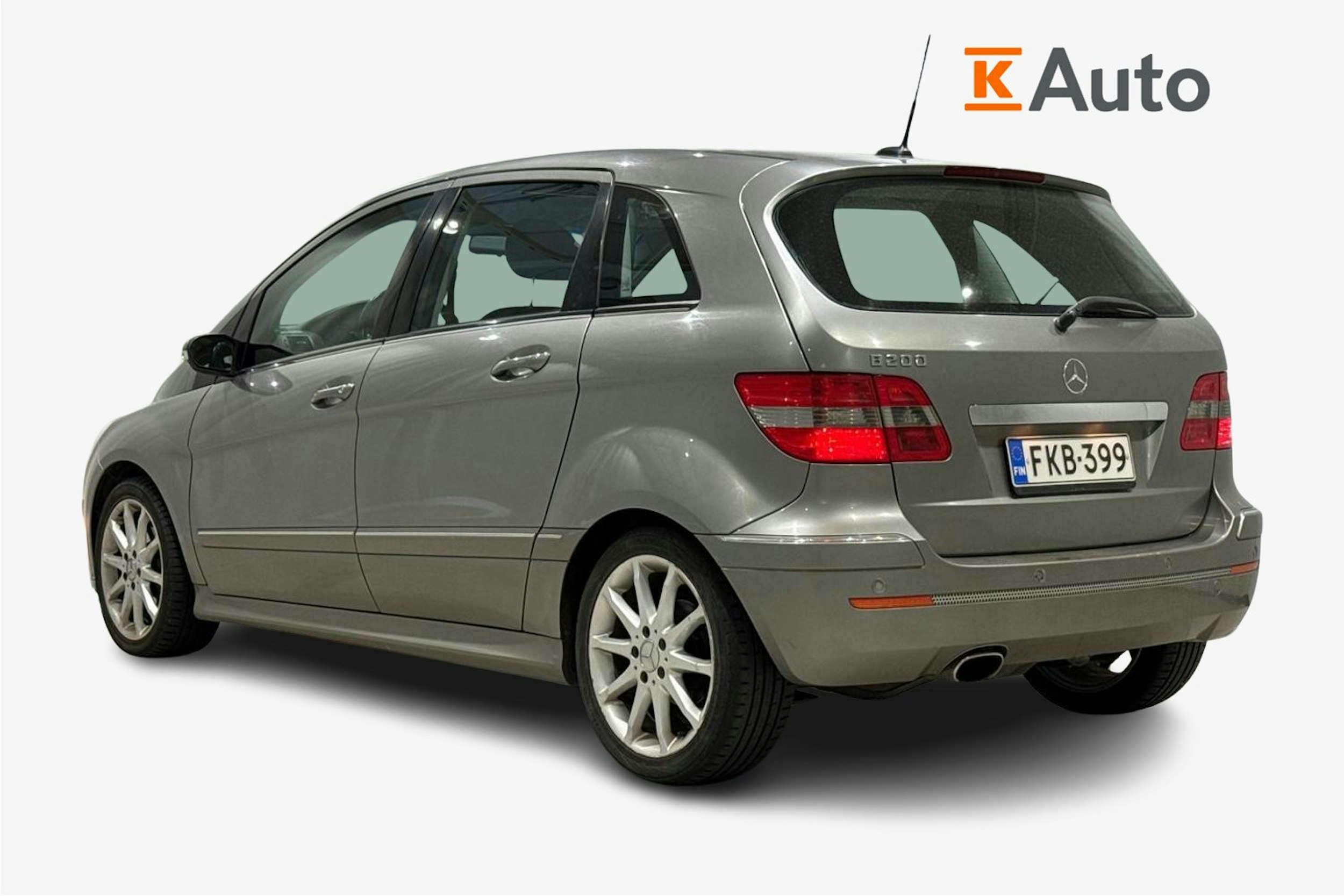 harmaa Mercedes-Benz B 2005 kuva 2.