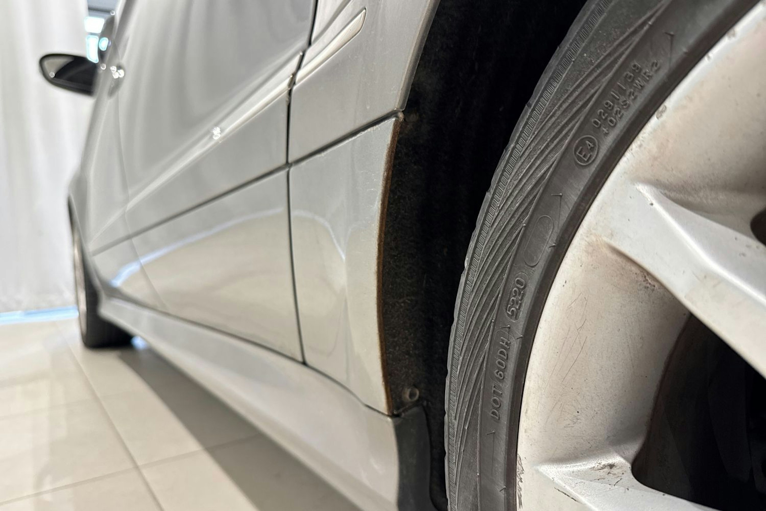 harmaa Mercedes-Benz B 2005 kuva 21.