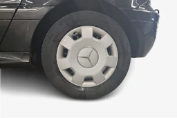 Musta Mercedes-Benz B 2007 kuva 9.