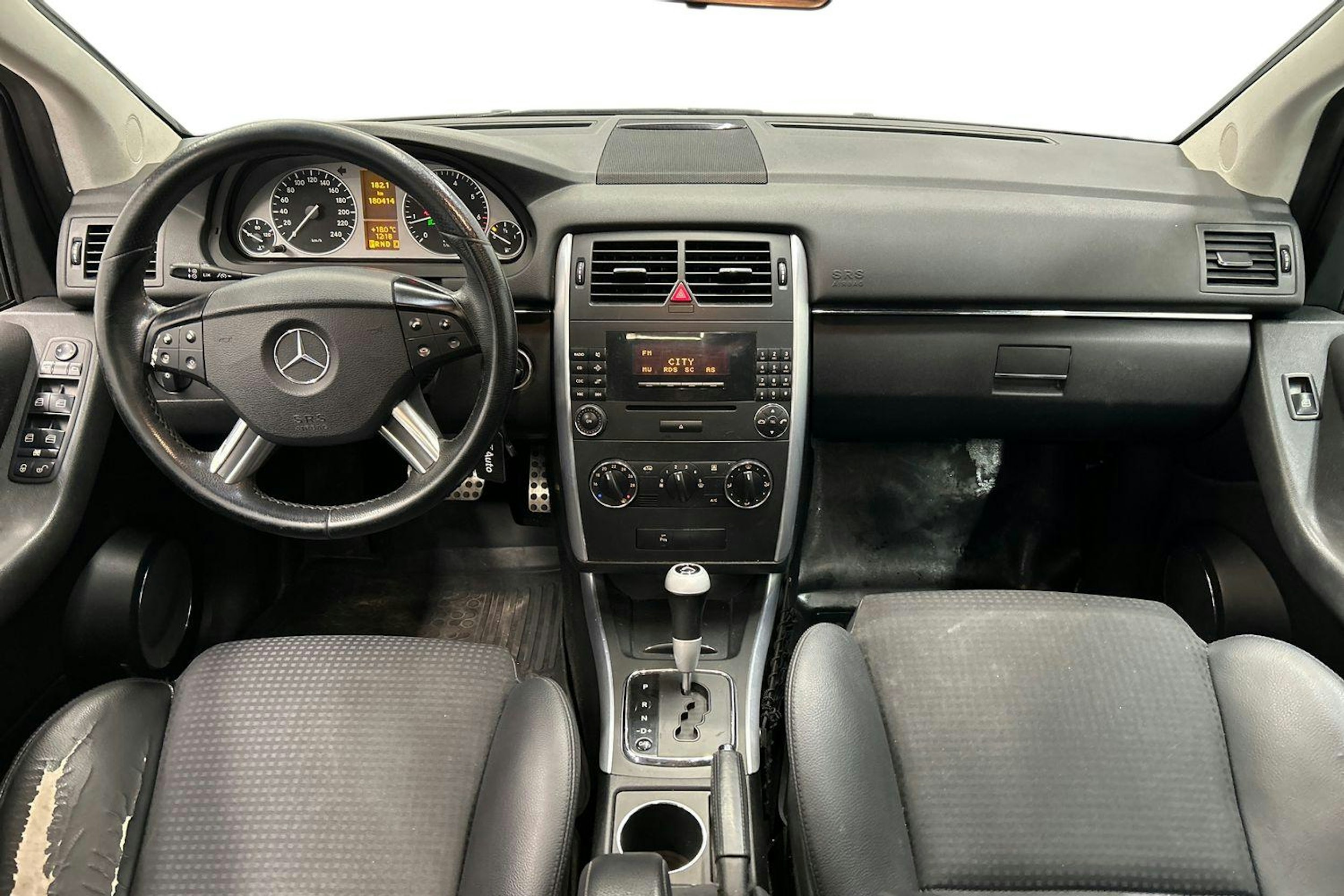 musta Mercedes-Benz B 2008 kuva 9.