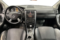 musta Mercedes-Benz B 2008 kuva 9.