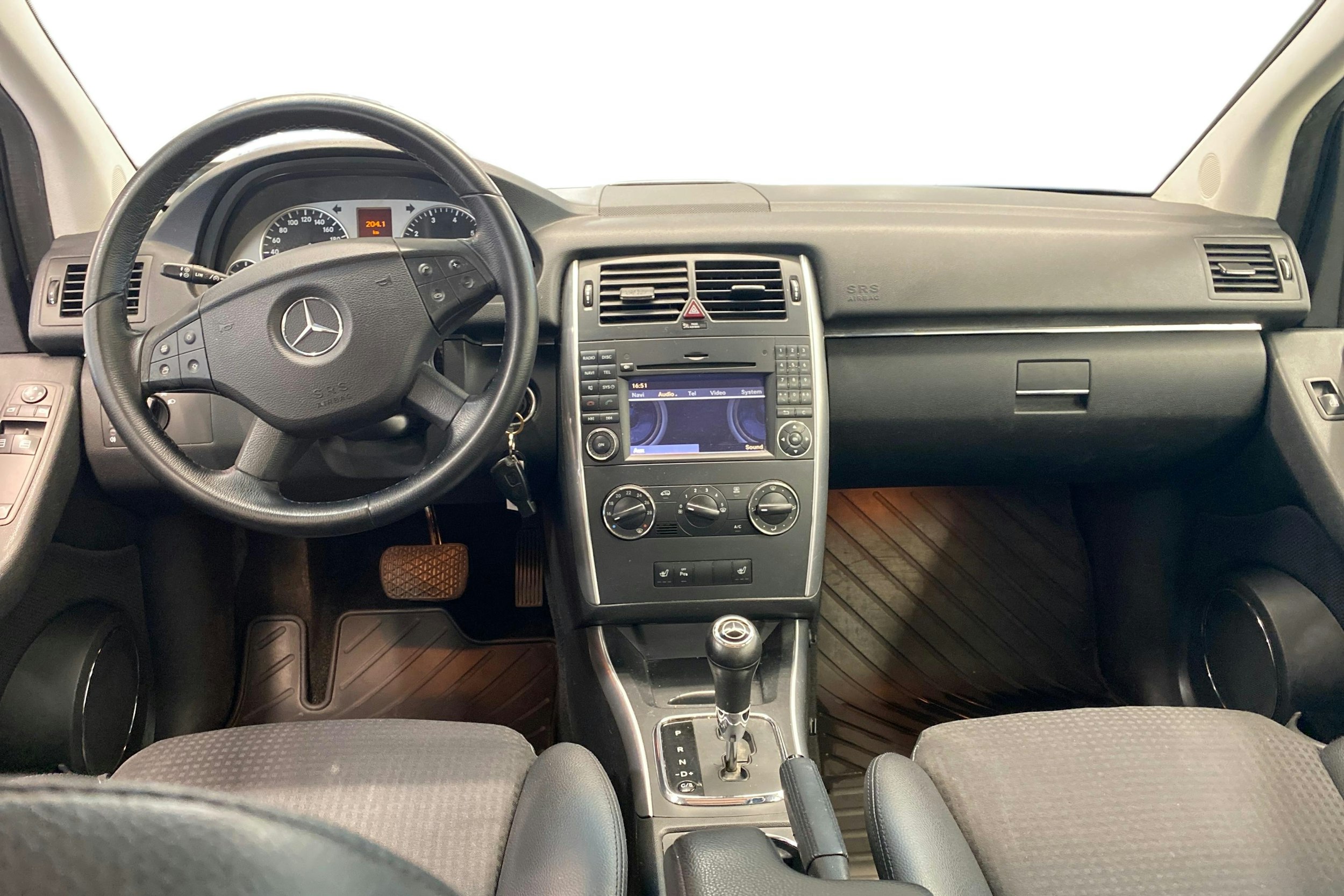 Mercedes-Benz B 2009 kuva 7.
