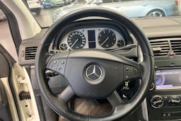 Mercedes-Benz B 2009 kuva 12.