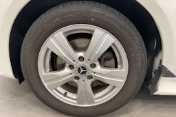 Valkoinen Mercedes-Benz B 2010 kuva 11.