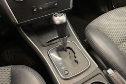 Valkoinen Mercedes-Benz B 2010 kuva 16.