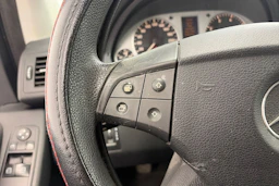 musta Mercedes-Benz B 2011 kuva 14.