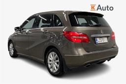 harmaa Mercedes-Benz B 2012 kuva 2.