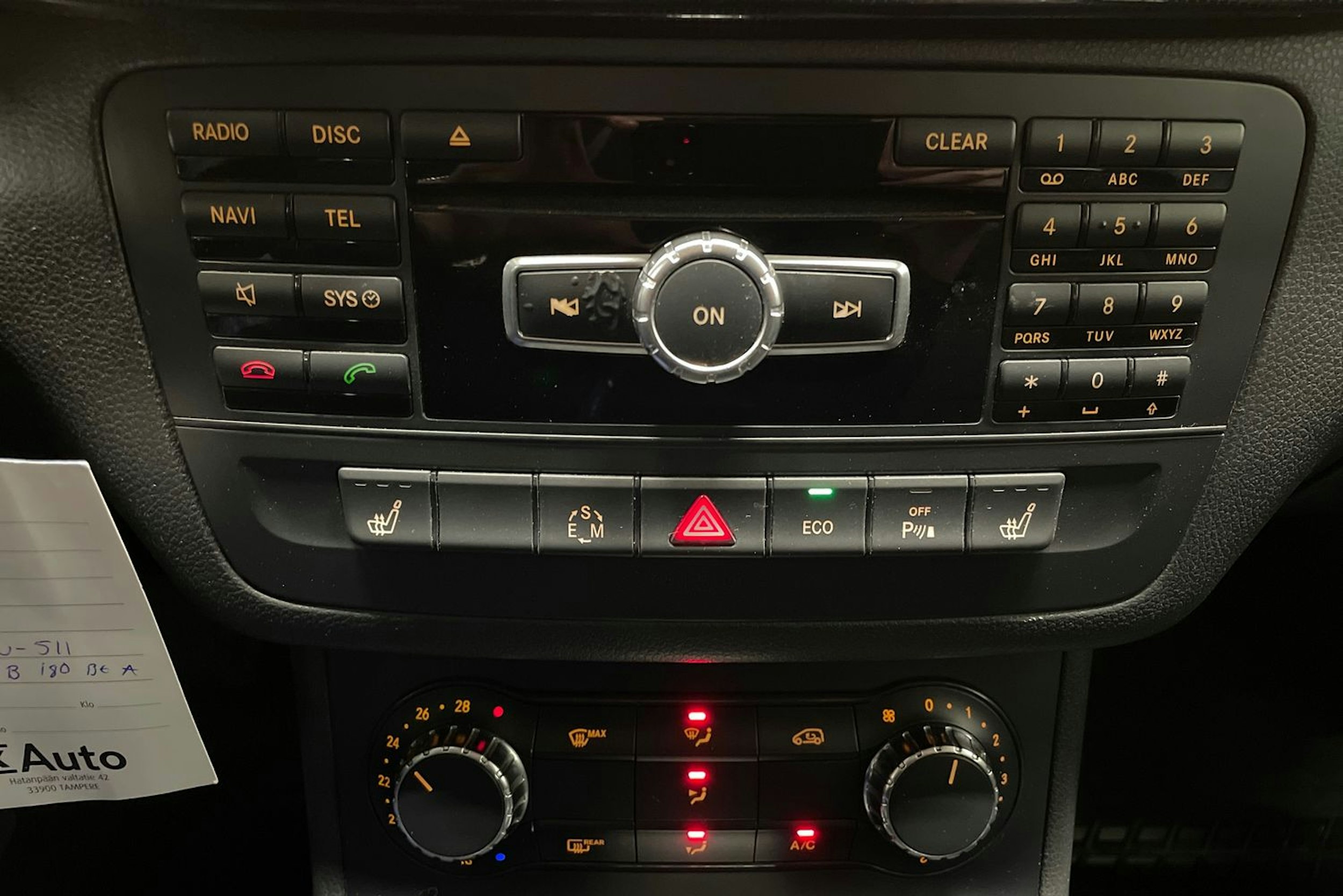 harmaa Mercedes-Benz B 2012 kuva 18.