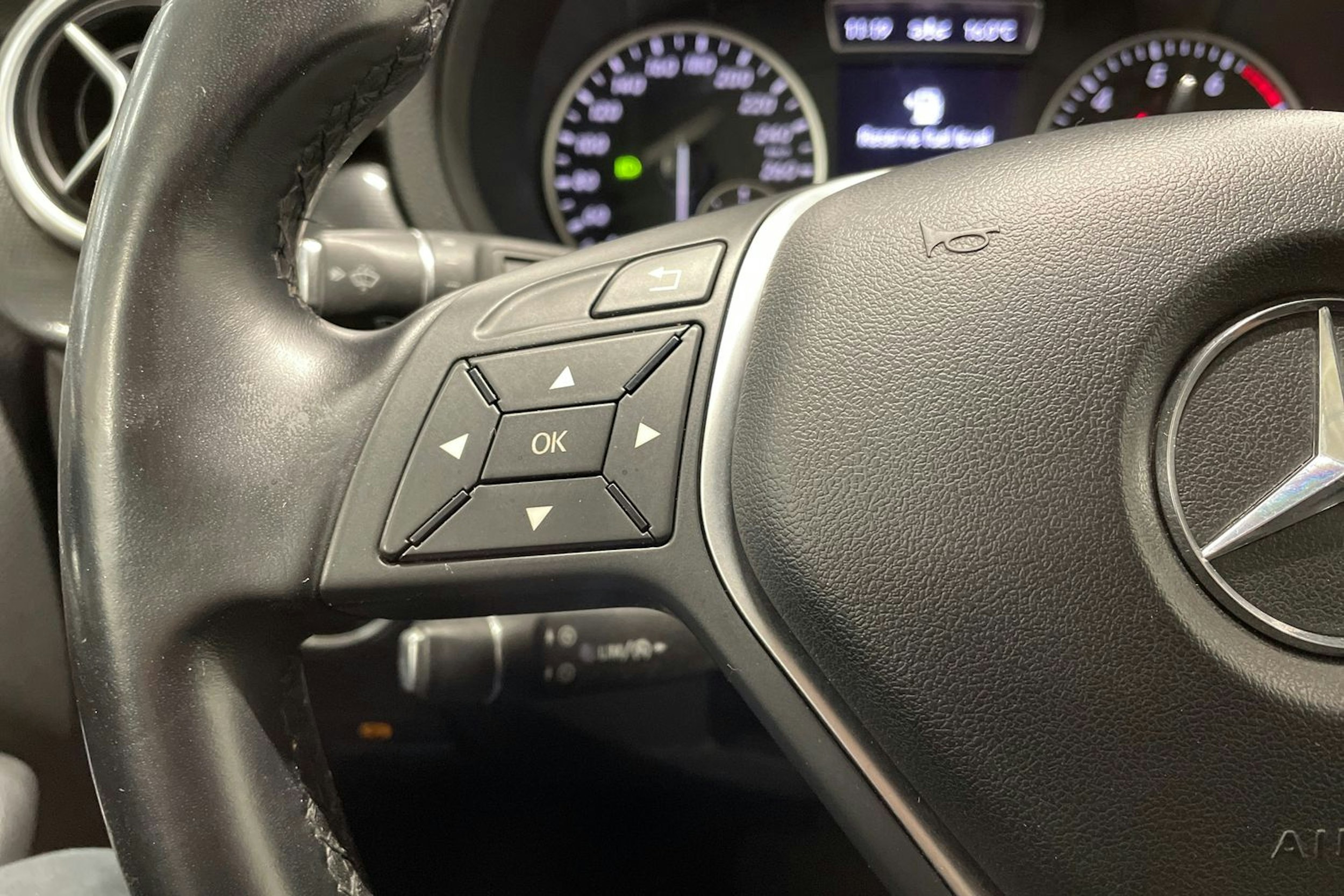 harmaa Mercedes-Benz B 2012 kuva 21.