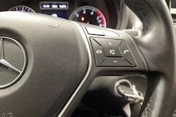 harmaa Mercedes-Benz B 2012 kuva 22.