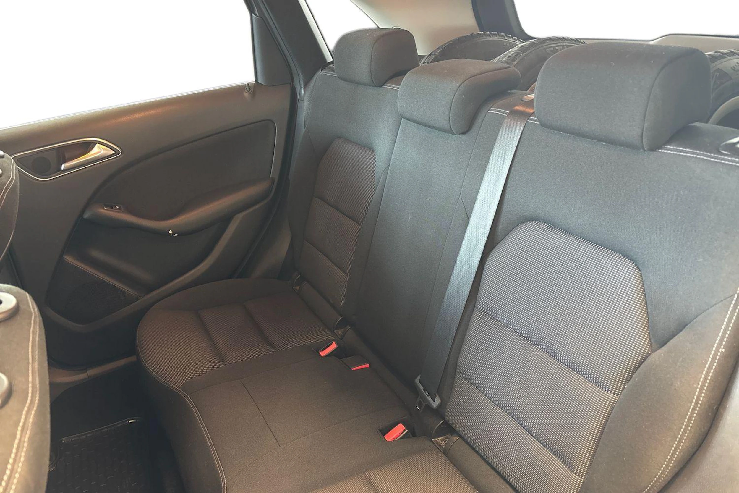 harmaa Mercedes-Benz B 2012 kuva 11.