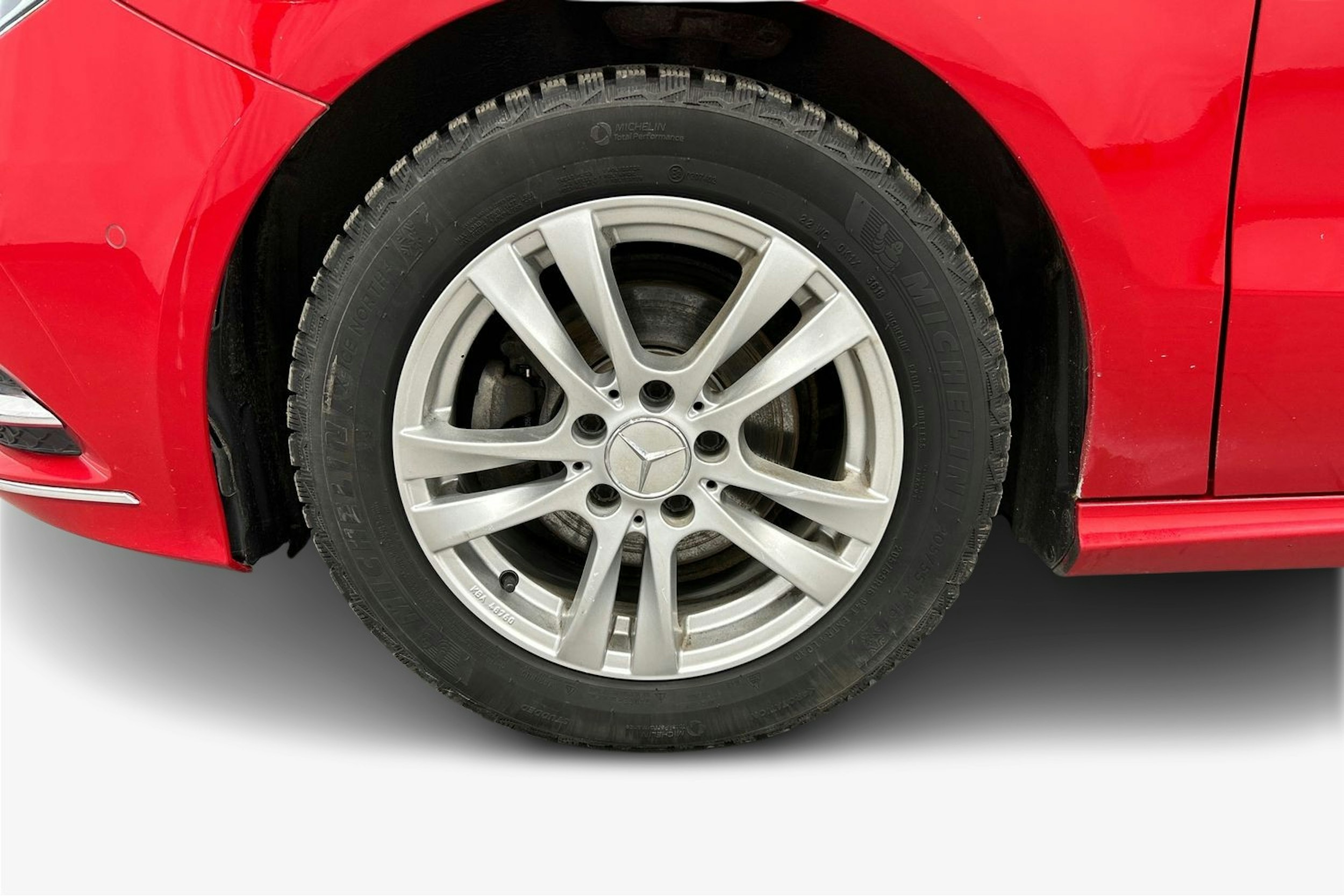 punainen Mercedes-Benz B 2012 kuva 11.