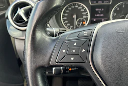 valkoinen Mercedes-Benz B 2012 kuva 13.