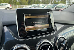 valkoinen Mercedes-Benz B 2012 kuva 17.