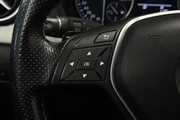 Musta Mercedes-Benz B 2013 kuva 16.