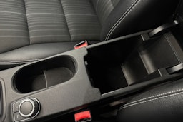 Musta Mercedes-Benz B 2013 kuva 27.